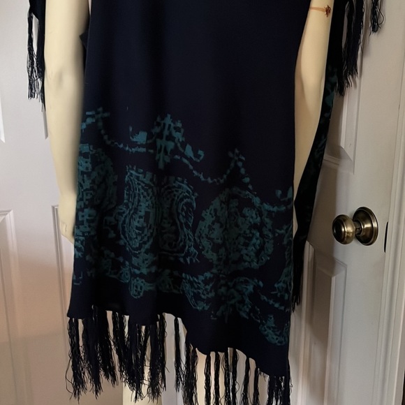 𝅺catherine’s Fringed Navy Teal Shawl Shrug Cape OS - Picture 5 of 9